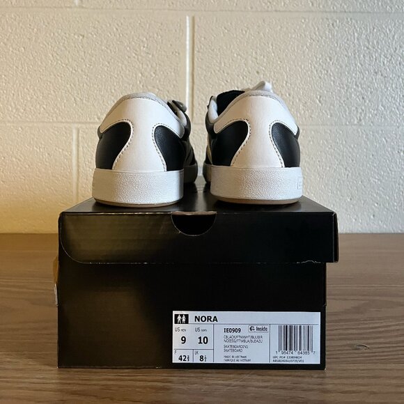 Adidas Nora Shoe - Picture 4 of 6